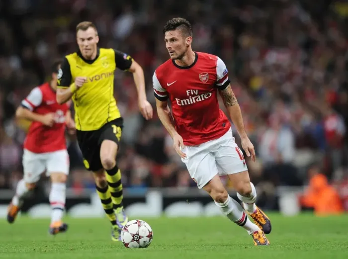 Framed Print : Champions League Clash: Arsenal vs Borussia Dortmund at Emirates Stadium (2013-14) Framed Print : Champions League Clash: Arsenal vs Borussia Dortmund at Emirates Stadium (2013-14)