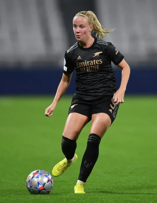 Framed Print : Champions League Showdown: Beth Mead's Brilliance Shines in Olympique Lyonnais vs. Arsenal Women Clash