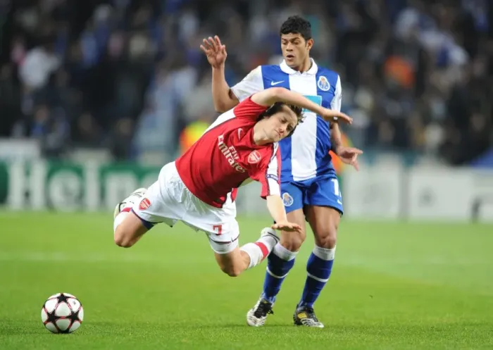 Framed Print : Champions League Showdown: Rosicky vs Hulk - FC Porto vs Arsenal (2010) Framed Print : Champions League Showdown: Rosicky vs Hulk - FC Porto vs Arsenal (2010)