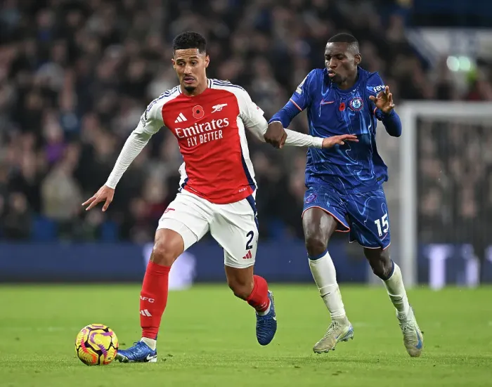 Framed Print : Chelsea FC v Arsenal FC - Premier League