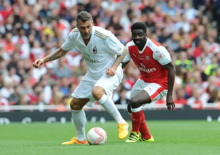 Framed Print : Christian Vieri (Milan) Kolo Toure (Arsenal) Framed Print : Christian Vieri (Milan) Kolo Toure (Arsenal)