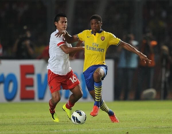 Chuba Akpom vs M Roby: Arsenal Star Clashes with Indonesia All-Star during 2013 Match