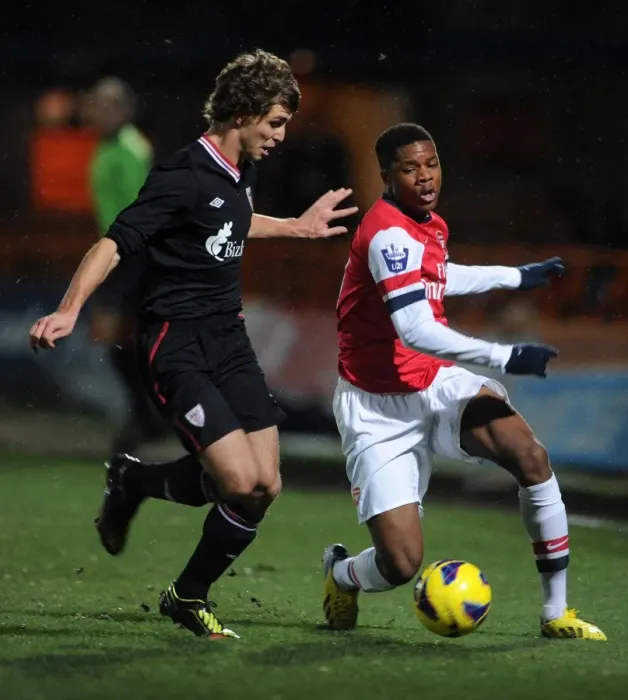 Framed Print : Chuba Akpom vs Yerai Alvarez: Intense Battle at Arsenal U19 vs Athletico Bilbao U19 - NextGen Series Framed Print : Chuba Akpom vs Yerai Alvarez: Intense Battle at Arsenal U19 vs Athletico Bilbao U19 - NextGen Series