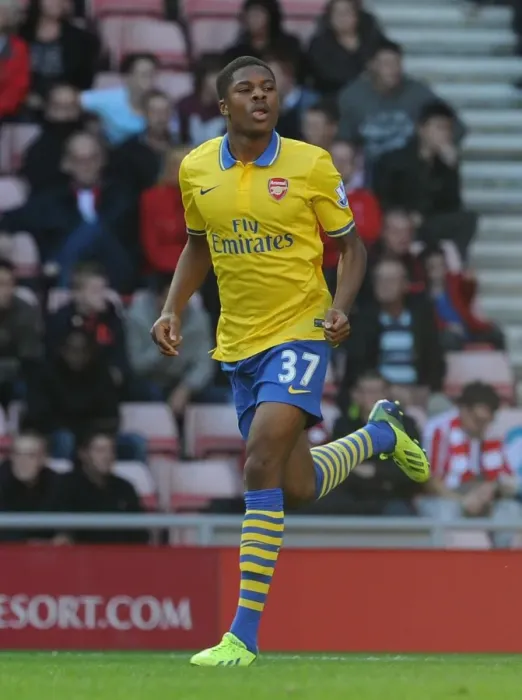 Framed Print : Chuba Akpom's Brace: Arsenal Crush Sunderland 3-1 in Premier League