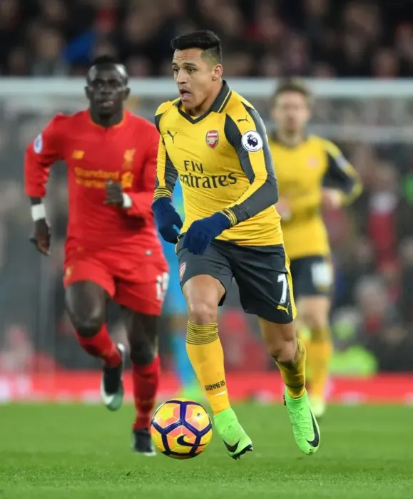 Framed Print : Clash at Anfield: Alexis Sanchez vs. Liverpool - Premier League 2016-17 Framed Print : Clash at Anfield: Alexis Sanchez vs. Liverpool - Premier League 2016-17
