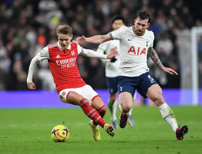 Framed Print : Clash in the Capital: Odegaard vs. Hojbjerg - Tottenham vs. Arsenal, Premier League 2022-23