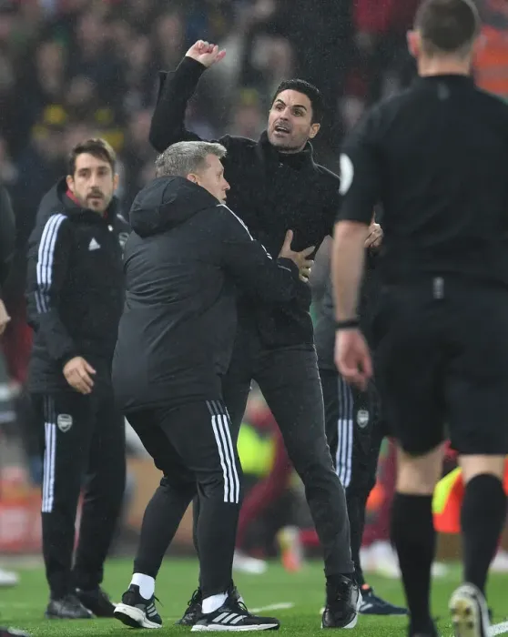 Framed Print : Clash of the Coaches: Arteta vs. Klopp - Premier League 2021-22: A Strategic Showdown on the Touchline (Liverpool v Arsenal)