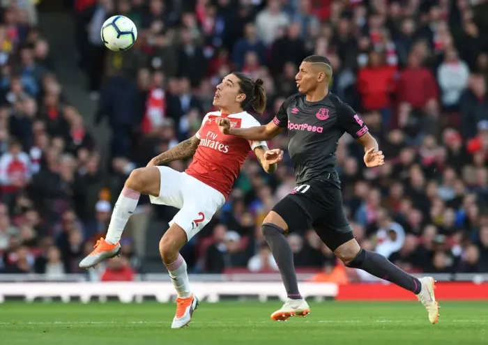 Framed Print : Clash at Emirates: Bellerin vs. Richarlison - Arsenal vs. Everton, Premier League 2018-19 Framed Print : Clash at Emirates: Bellerin vs. Richarlison - Arsenal vs. Everton, Premier League 2018-19