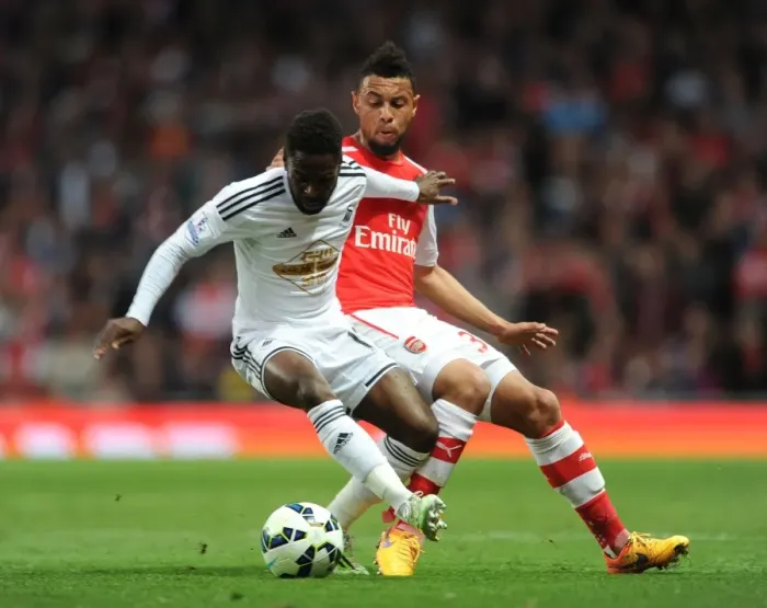 Framed Print : Clash at Emirates: Coquelin vs. Dyer - Premier League Battle Framed Print : Clash at Emirates: Coquelin vs. Dyer - Premier League Battle
