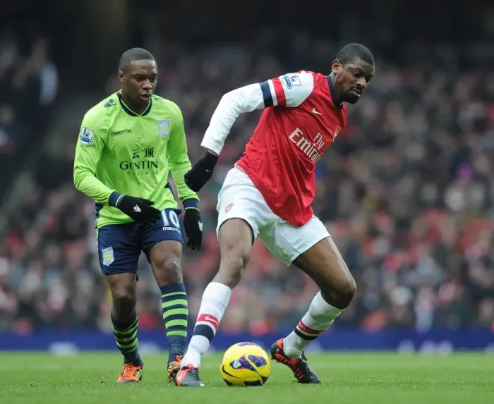 Framed Print : Clash at Emirates: A Football Battle - Abou Diaby vs. Charles N'Zogbia Framed Print : Clash at Emirates: A Football Battle - Abou Diaby vs. Charles N'Zogbia