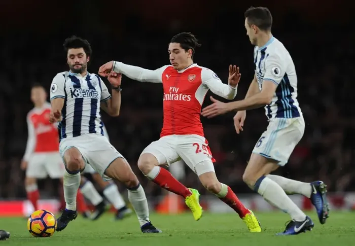Framed Print : Clash at Emirates: Hector Bellerin Fights for Possession against Claudio Yacob and Jonny Evans (Arsenal vs. West Bromwich Albion, 2016-17)