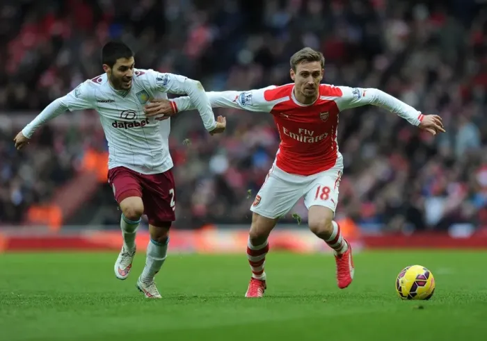 Framed Print : Clash at Emirates: Monreal vs. Gil