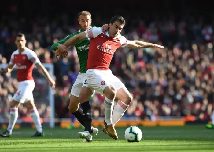 Framed Print : Clash at Emirates: Sokratis vs. Murray - Arsenal vs. Brighton & Hove Albion, Premier League Framed Print : Clash at Emirates: Sokratis vs. Murray - Arsenal vs. Brighton & Hove Albion, Premier League