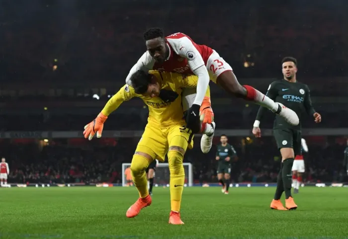Framed Print : Clash at the Emirates: Welbeck vs Ederson - Arsenal vs Manchester City, Premier League Framed Print : Clash at the Emirates: Welbeck vs Ederson - Arsenal vs Manchester City, Premier League