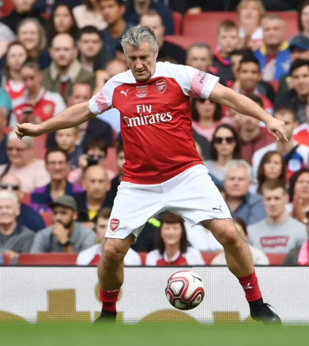Framed Print : A Clash of Football Greats: Davor Suker Shines at Arsenal Legends vs Real Madrid Legends (2018-19)