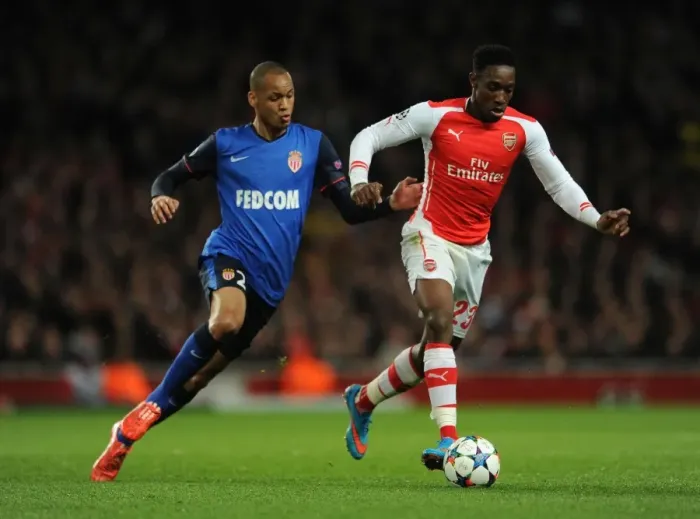 Framed Print : Clash of Forces: Welbeck vs Fabinho in Arsenal's UEFA Champions League Battle against Monaco