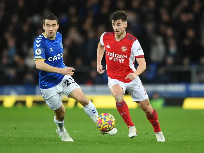 Framed Print : Clash at Goodison Park: Kieran Tierney vs Seamus Coleman in Everton vs Arsenal Premier League Showdown Framed Print : Clash at Goodison Park: Kieran Tierney vs Seamus Coleman in Everton vs Arsenal Premier League Showdown