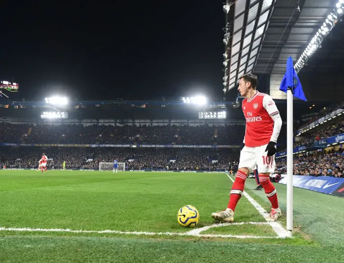 Framed Print : Clash of the London Giants: Chelsea vs Arsenal, Premier League Showdown at Stamford Bridge (January 2020) Framed Print : Clash of the London Giants: Chelsea vs Arsenal, Premier League Showdown at Stamford Bridge (January 2020)