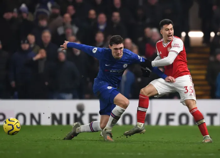 Framed Print : Clash of the London Giants: Chelsea vs Arsenal, Premier League Showdown at Stamford Bridge (January 2020)