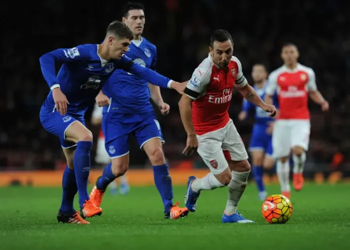 Framed Print : Clash of Midfield Maestros: Cazorla vs. Barkley in Arsenal vs. Everton, 2015 / 16 Premier League