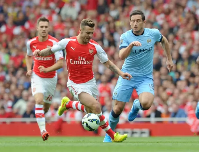 Framed Print : Clash of Midfield Maestros: Wilshere vs Lampard - Arsenal vs Manchester City, Premier League 2014-15