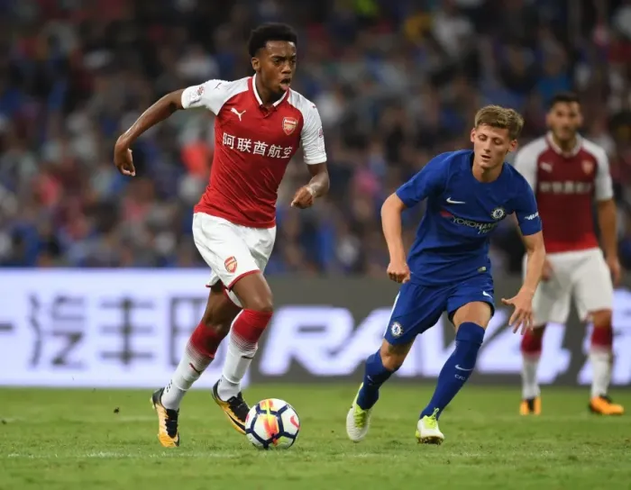 Framed Print : Clash of Midfield Talents: Joe Willock vs. Mario Pasalic - Arsenal vs. Chelsea, Beijing 2017 Framed Print : Clash of Midfield Talents: Joe Willock vs. Mario Pasalic - Arsenal vs. Chelsea, Beijing 2017