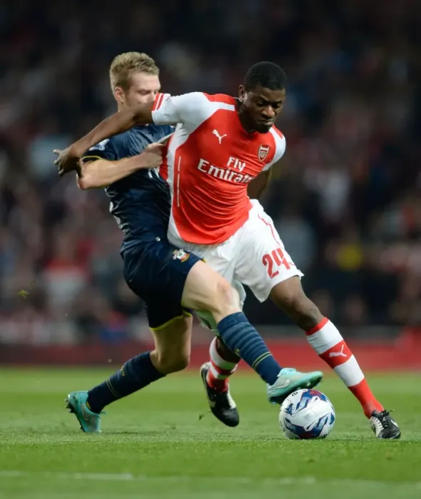 Framed Print : Clash of Midfield Titans: Abou Diaby vs. Steven Davis (Arsenal vs. Southampton, League Cup 2014 / 15) Framed Print : Clash of Midfield Titans: Abou Diaby vs. Steven Davis (Arsenal vs. Southampton, League Cup 2014 / 15)
