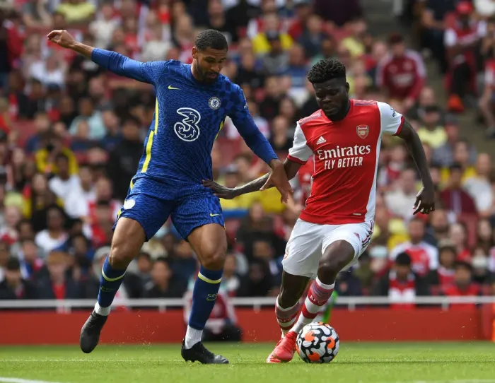 Framed Print : Clash of Midfield Titans: Partey vs Loftus-Cheek - Arsenal vs Chelsea Pre-Season Showdown