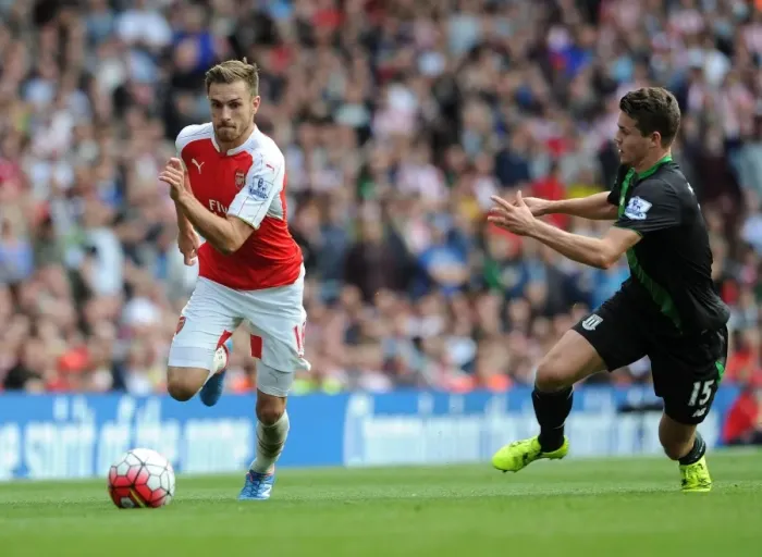 Framed Print : Clash of Midfield Titans: Ramsey vs. van Ginkel - Arsenal vs. Stoke City, Premier League 2015-16