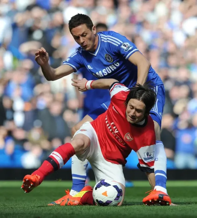 Framed Print : Clash of Midfield Titans: Rosicky vs. Matic - Chelsea vs. Arsenal, Premier League 2013-14 Framed Print : Clash of Midfield Titans: Rosicky vs. Matic - Chelsea vs. Arsenal, Premier League 2013-14