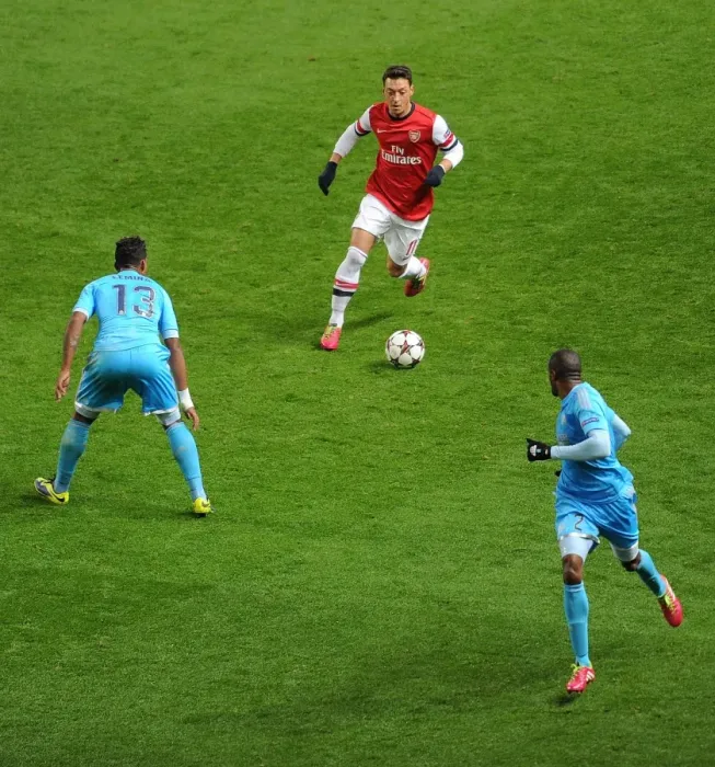 Framed Print : Clash of Midfielders: Ozil vs Lemina & Abdallah (Arsenal v Marseille, 2013-14) Framed Print : Clash of Midfielders: Ozil vs Lemina & Abdallah (Arsenal v Marseille, 2013-14)