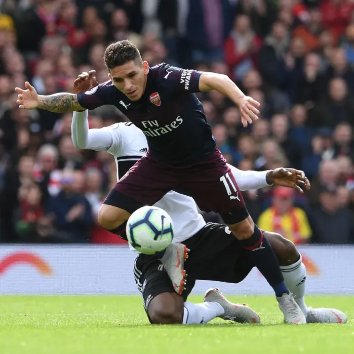Framed Print : Clash of Midfielders: Torreira vs. Anguissa - Fulham vs. Arsenal, Premier League 2018-19 Framed Print : Clash of Midfielders: Torreira vs. Anguissa - Fulham vs. Arsenal, Premier League 2018-19