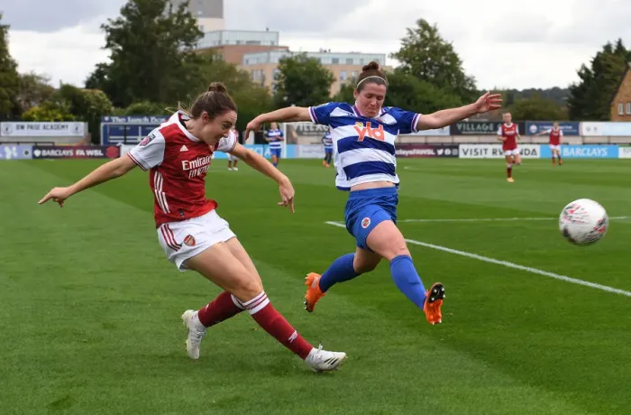 Framed Print : Clash on the Pitch: Arsenal Women vs Reading Women, Barclays FA WSL, 2020-21 - Lisa Evans vs Emma Mitchell