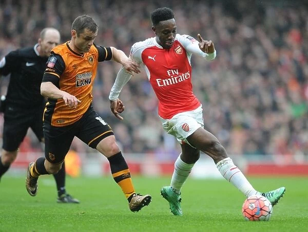 Clash of the Players: Danny Welbeck vs Shaun Maloney in FA Cup Battle at Arsenal's Emirates Stadium
