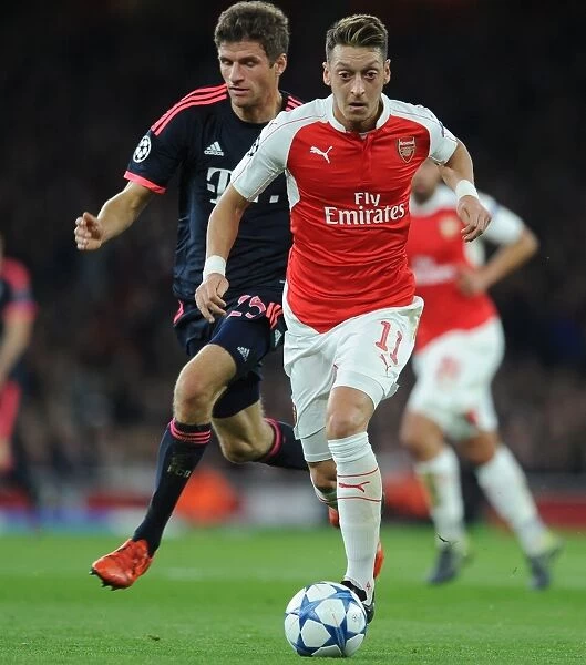 Clash of the Playmakers: Mesut Ozil vs. Thomas Muller - Arsenal FC vs. FC Bayern Munich, UEFA Champions League, 2015