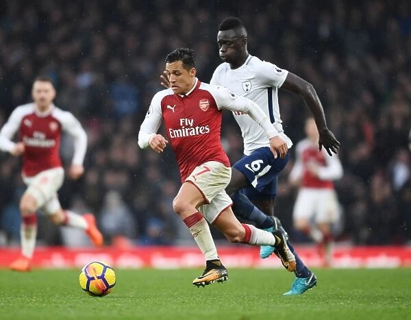 Clash of the Sanchezes: Arsenal vs. Tottenham's Epic Rivalry - A Battle of Alexis and Davinson