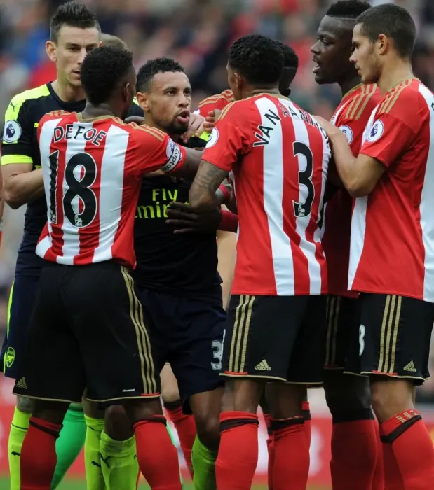 Framed Print : Clash at Stadium of Light: Coquelin vs. Van Aanholt and Defoe in Sunderland v Arsenal (2016-17)