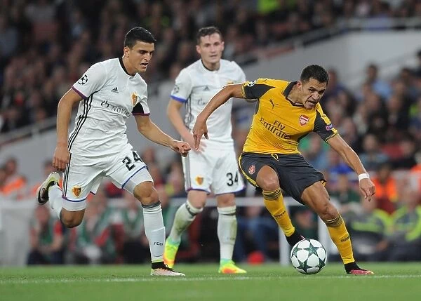 Clash of Stars: Sanchez vs. Elyounoussi in the Champions League