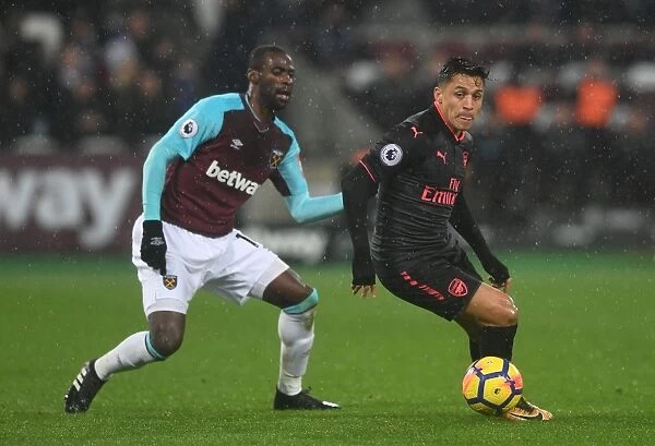 Clash of Stars: Sanchez vs. Obiang - West Ham United vs. Arsenal, Premier League 2017-18
