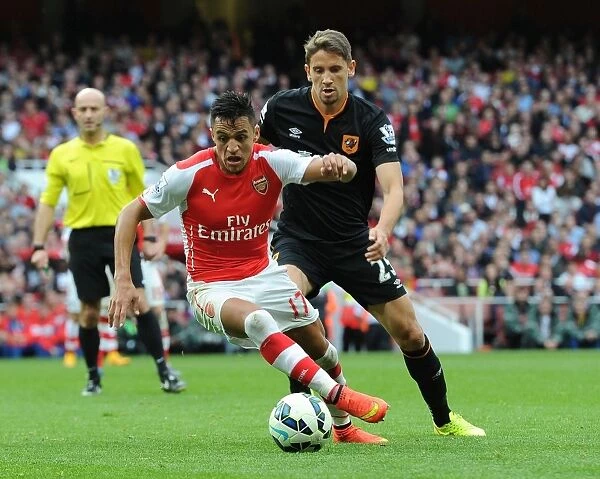 Clash of Stars: Sanchez vs. Ramirez in Arsenal's Battle Against Hull City