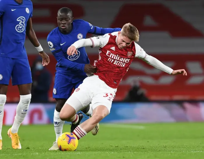 Framed Print : Clash of Titans: Arsenal vs. Chelsea - Reigniting the Rivalry in Empty Emirates Stadium