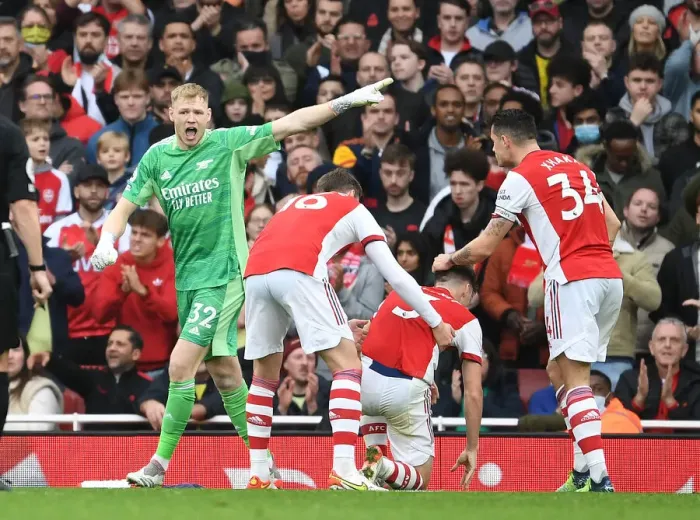 Framed Print : Clash of Titans: Arsenal vs Manchester City, Premier League 2021-22