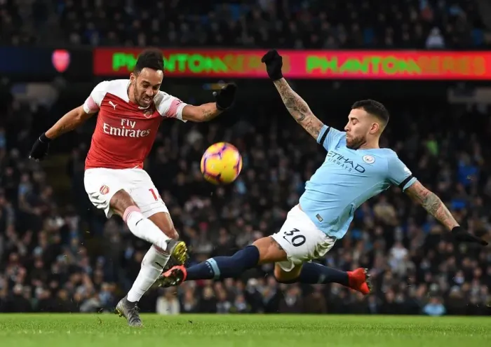 Framed Print : Clash of Titans: Aubameyang vs. Otamendi - Manchester City vs. Arsenal, Premier League 2018-19 Framed Print : Clash of Titans: Aubameyang vs. Otamendi - Manchester City vs. Arsenal, Premier League 2018-19