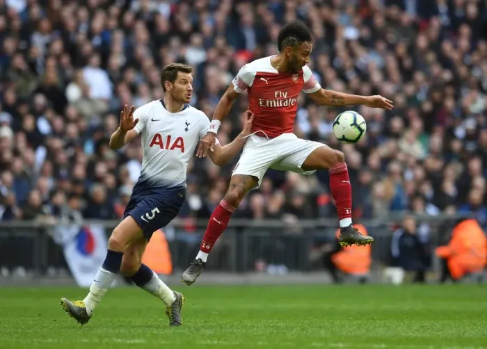 Framed Print : Clash of Titans: Aubameyang vs. Vertonghen - Tottenhotspur vs. Arsenal, Premier League