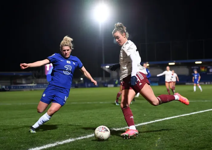 Framed Print : Clash of Titans: FA WSL Showdown - Chelsea Women vs. Arsenal Women: Jill Roord vs. Mille Bright