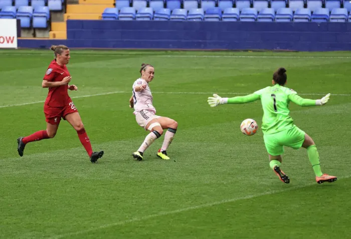 Framed Print : Clash of the Titans: Foord vs. Laws - Arsenal vs. Liverpool FA Womens Super League Showdown Framed Print : Clash of the Titans: Foord vs. Laws - Arsenal vs. Liverpool FA Womens Super League Showdown