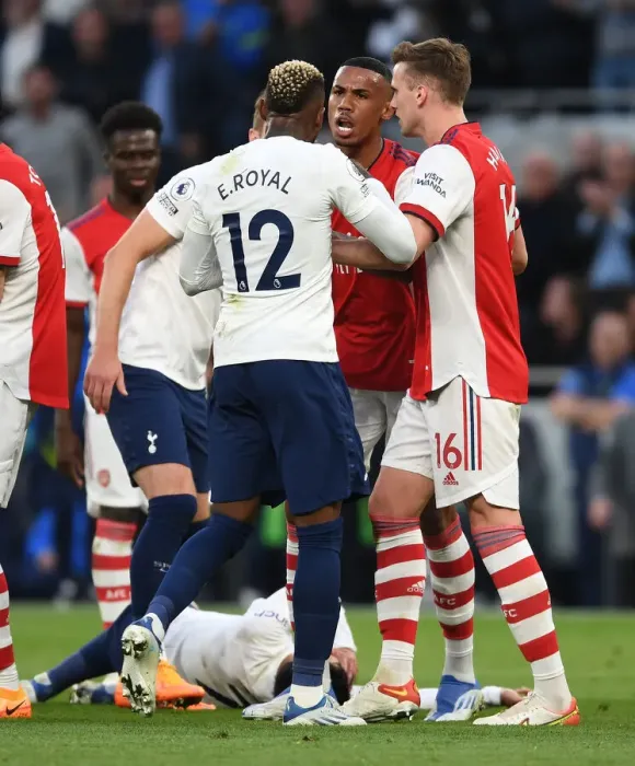 Framed Print : Clash of Titans: Gabriel vs Emerson Royal - Tottenham vs Arsenal, Premier League 2021-22 Framed Print : Clash of Titans: Gabriel vs Emerson Royal - Tottenham vs Arsenal, Premier League 2021-22
