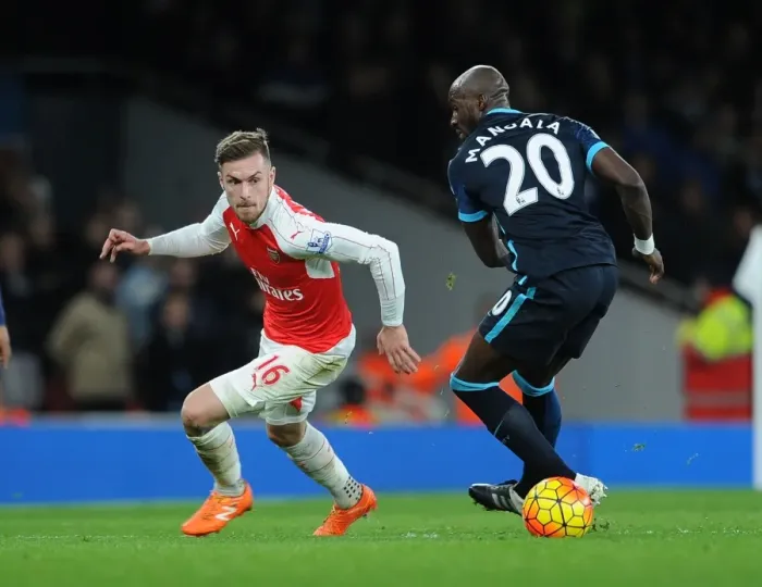 Framed Print : Clash of the Titans: Ramsey vs Mangala in Arsenal's Battle with Manchester City (December 2015)