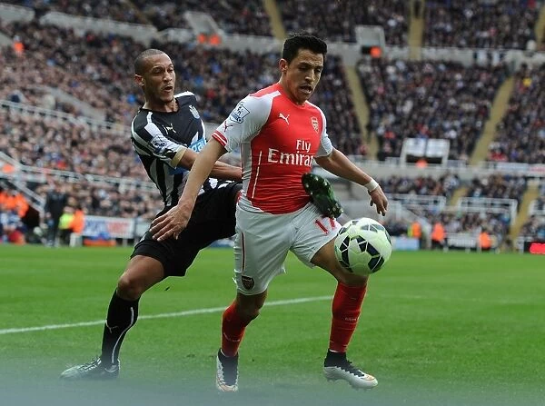 Clash of Titans: Sanchez vs. Gouffran - Newcastle United vs. Arsenal, Premier League 2014 / 15