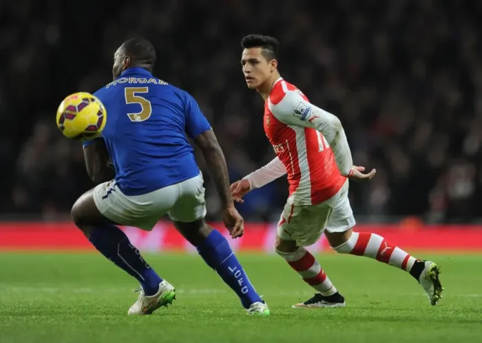 Framed Print : Clash of Titans: Sanchez vs Morgan - Arsenal vs Leicester City, Premier League 2014-15 Framed Print : Clash of Titans: Sanchez vs Morgan - Arsenal vs Leicester City, Premier League 2014-15